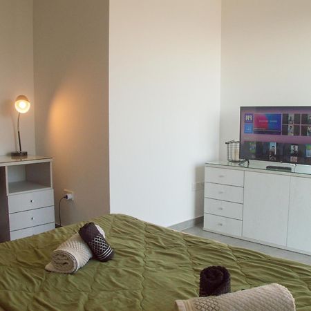 Marsaskala Sea View Duplex Penthouse - Mive Properties Buitenkant foto