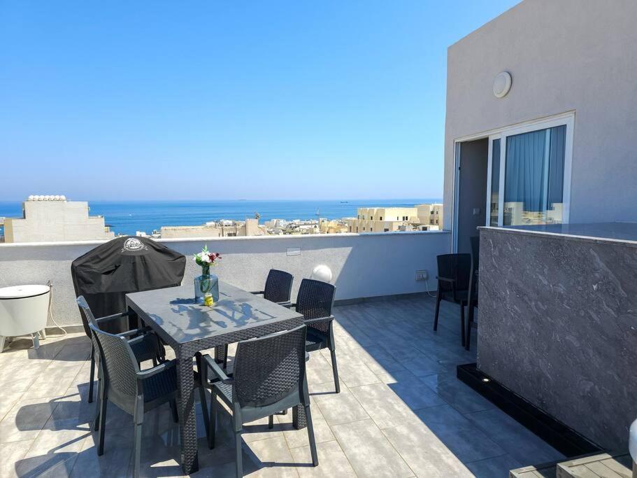 Marsaskala Sea View Duplex Penthouse - Mive Properties Buitenkant foto